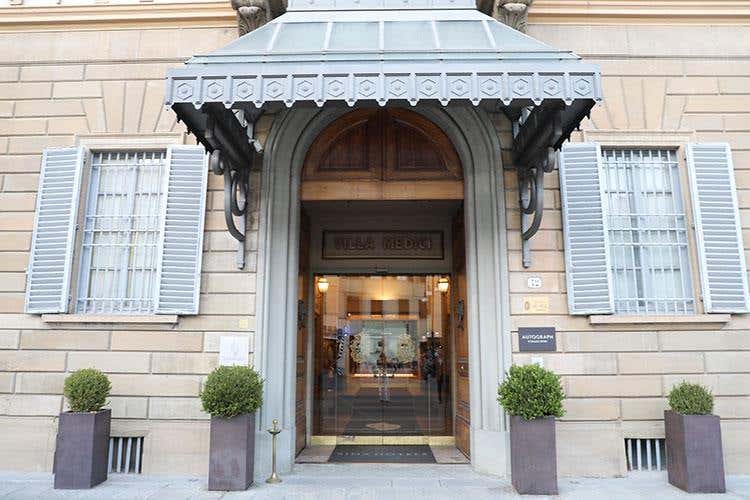 (Daniele Pescatore al Sina Villa Medici)