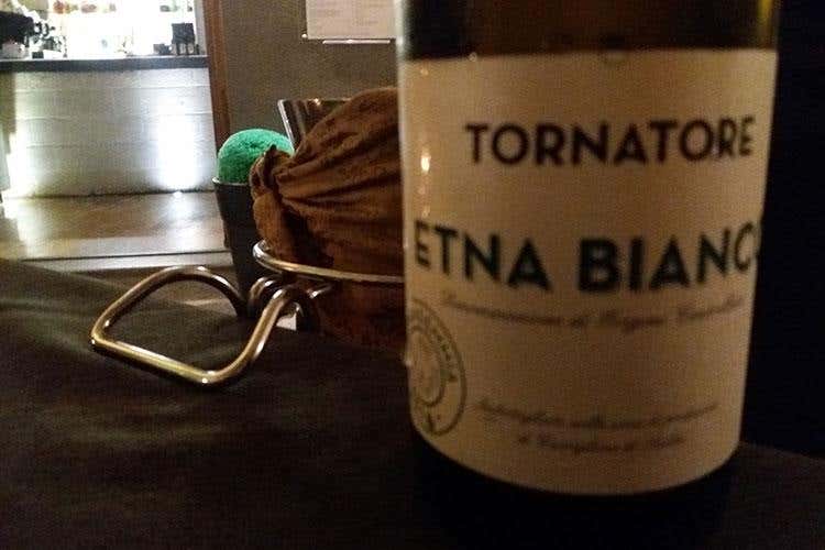 Etna bianco Tornatore Doc - Davide Catalano e la Sicilia nel sangue 
Cucina di ieri e oggi a Tentazioni di Gusto
