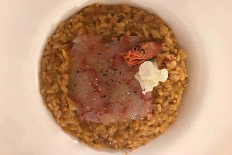 Risotto gambero rosso e timo, con carpaccio di gambero rosso - Davide Catalano e la Sicilia nel sangue 
Cucina di ieri e oggi a Tentazioni di Gusto