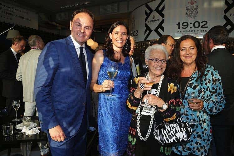 da sinistra: Matteo e Camilla Lunelli, Rosita e Alessandra Missoni