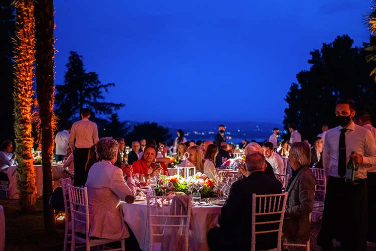 (Derflingher riparte col catering 
Alta cucina tra emozioni e dettagli)