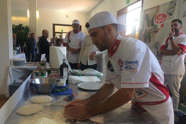 (Di Ceglie, Donzetti, E. Paolella, G. Paolella 
si aggiudicano il Trofeo Pulcinella)