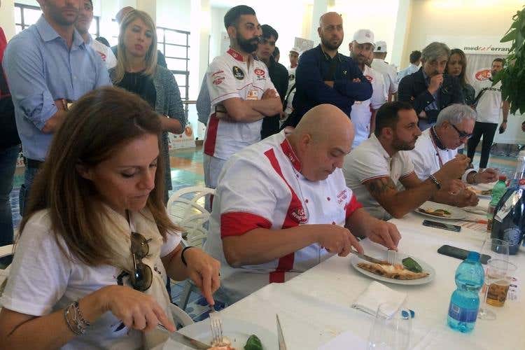 (Di Ceglie, Donzetti, E. Paolella, G. Paolella 
si aggiudicano il Trofeo Pulcinella)