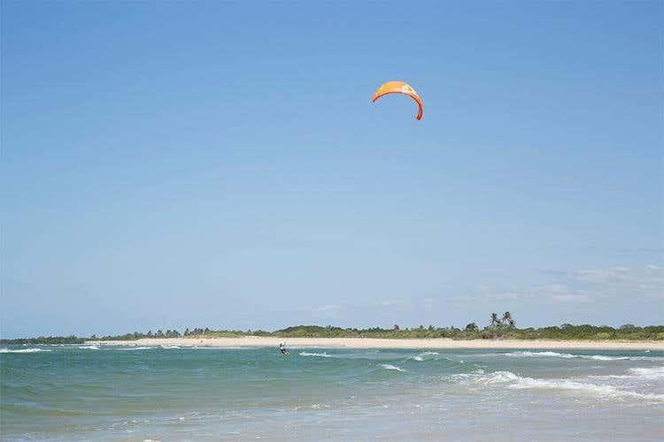 (Diamonds Mequfi Beach 
Relax e natura incontaminata)