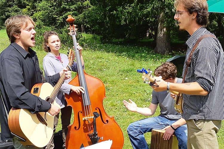 (Dolomitica, un successo la 4ª edizione 
Dieci cuochi per un picnic gourmet)