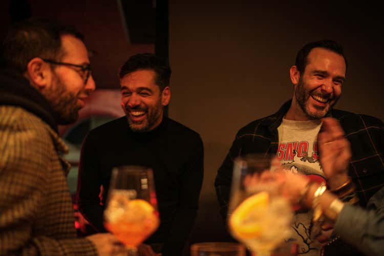 (Dry Milano si tinge di rosso 
per il centenario del Negroni)