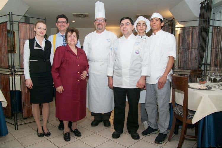 da sinistra: Veronika Ferchuk, Andrea Virgilio, Elena Petrosino, Domenico Virigilio, Giuseppe Virgilio, Simone Tesauro e Jeol De Roxas