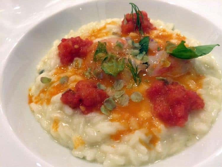 Risotto Carnaroli Gran Riserva all'olio Nocellara con gamberi di Sanremo, origano di Vendicari e capperi di Pantelleria - Aimo e Nadia