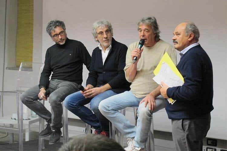 Teo Musso (Birra Baladin), Franco Roi (Olio Roi), Luca Gargano Velier (Azienda Velier) e Oscar Farinetti - Eataly, cena pluristellata per i 10 anni Farinetti: «In futuro? Aprire in 194 Paesi»