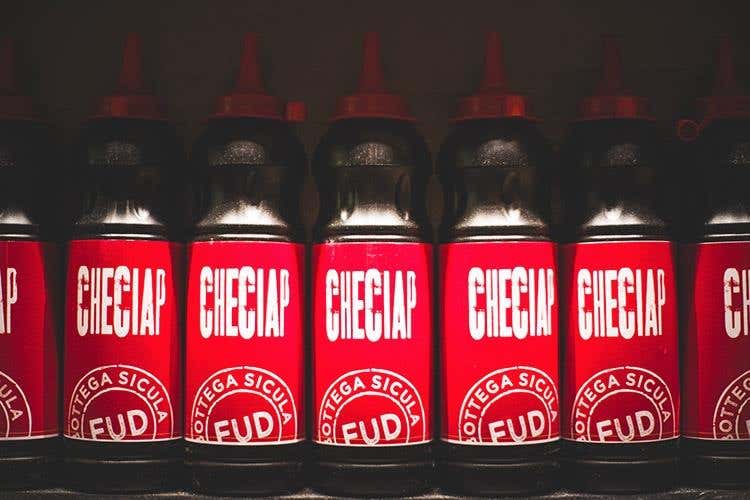 (Eccellenze siciliane in tavola a Milano 
Fud Bottega Sicula apre sui Navigli)