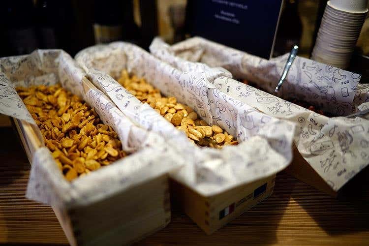 (Eccellenze siciliane in tavola a Milano 
Fud Bottega Sicula apre sui Navigli)