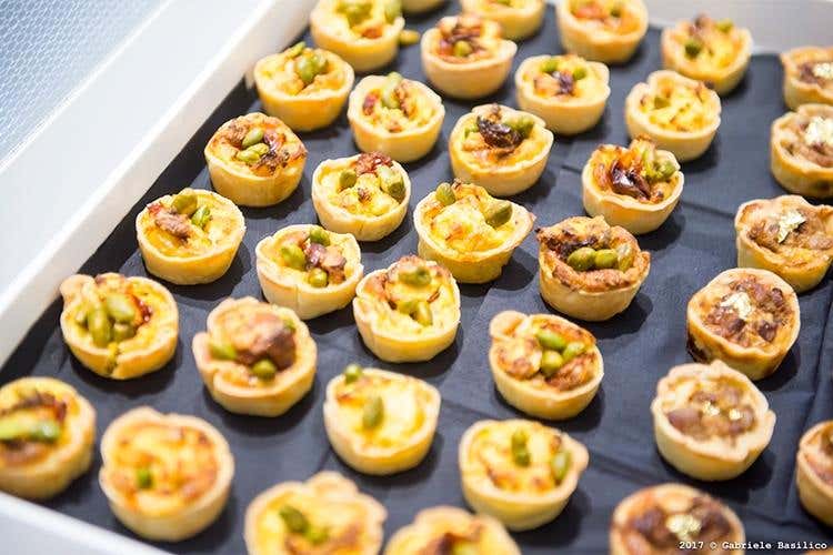 Ernst Knam, 25 anni di pasticceria 
Ad omaggiarlo anche il Maestro Marchesi (foto: Gabriele Basilico)