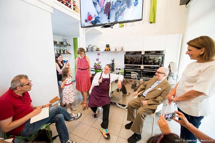 Ernst Knam, 25 anni di pasticceria 
Ad omaggiarlo anche il Maestro Marchesi (foto: Gabriele Basilico)