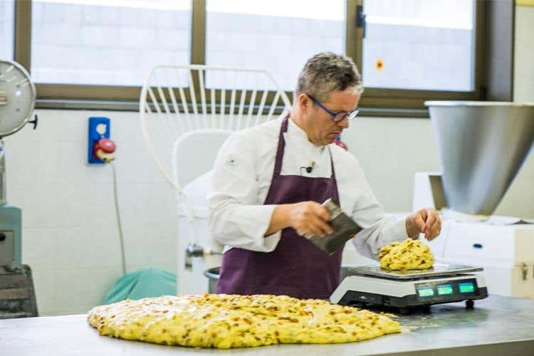 Ernst Knam svela i segreti 
del suo panettone classico