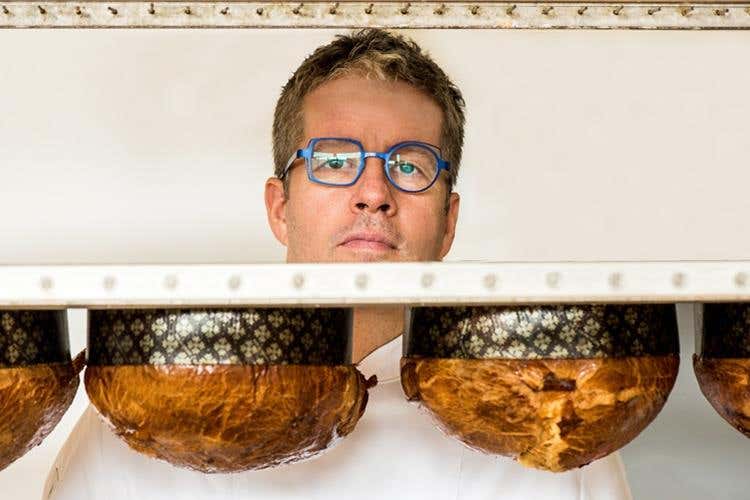 Ernst Knam svela i segreti 
del suo panettone classico