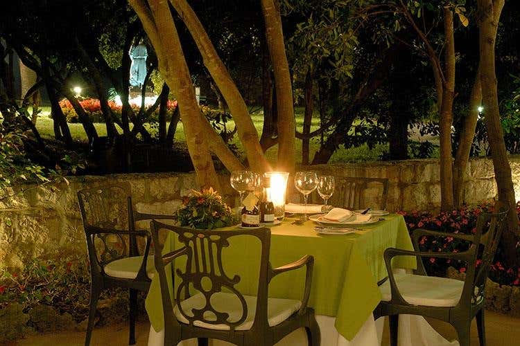 (Esplorare la Croazia 
Un viaggio a Rab, l'isola felice)