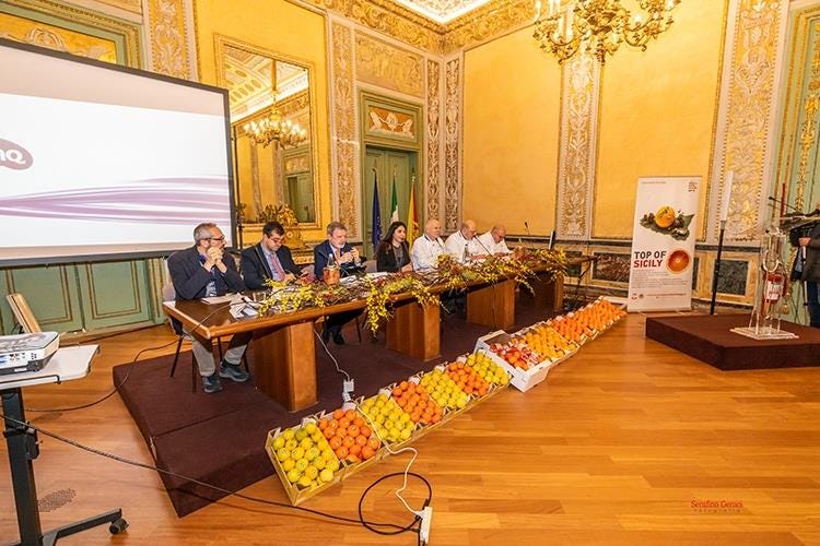 (Euro-Toques, 1° Congresso Sicilia 
Presentata la Guida 2019 con 242 soci)