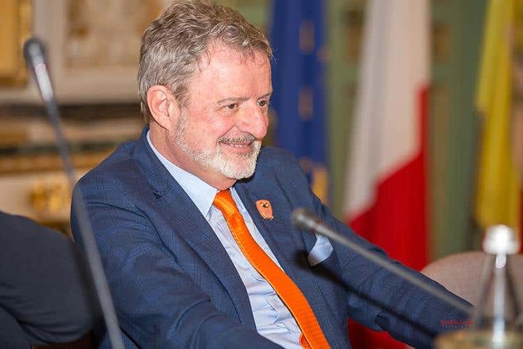 (Euro-Toques, 1° Congresso Sicilia 
Presentata la Guida 2019 con 242 soci)