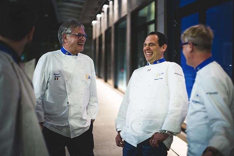 Bernard Fournier, William Vicini e Nicola Ferrelli (Euro-Toques, alta cucina in tavola 
per la cena di gala al Gallia di Milano)