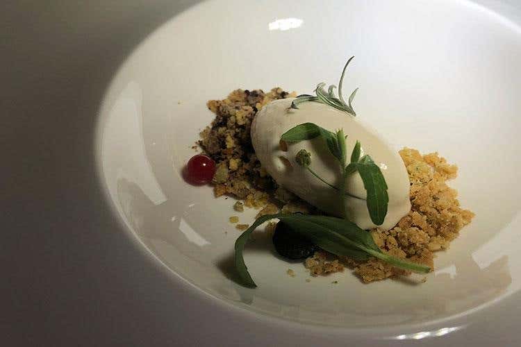 Icy Corteccia e miniature dolci - Alessandro Gilmozzi (Euro-Toques valorizza il Trentino a tavola 
Un successo la cena al Dolomieu di Croatti)