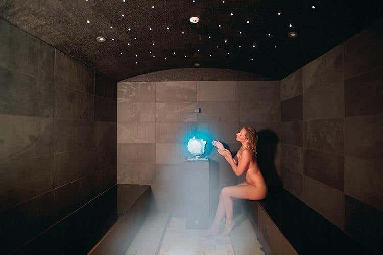 (Excelsior Dolomites Life Resort 
Design e comfort in Alto Adige)