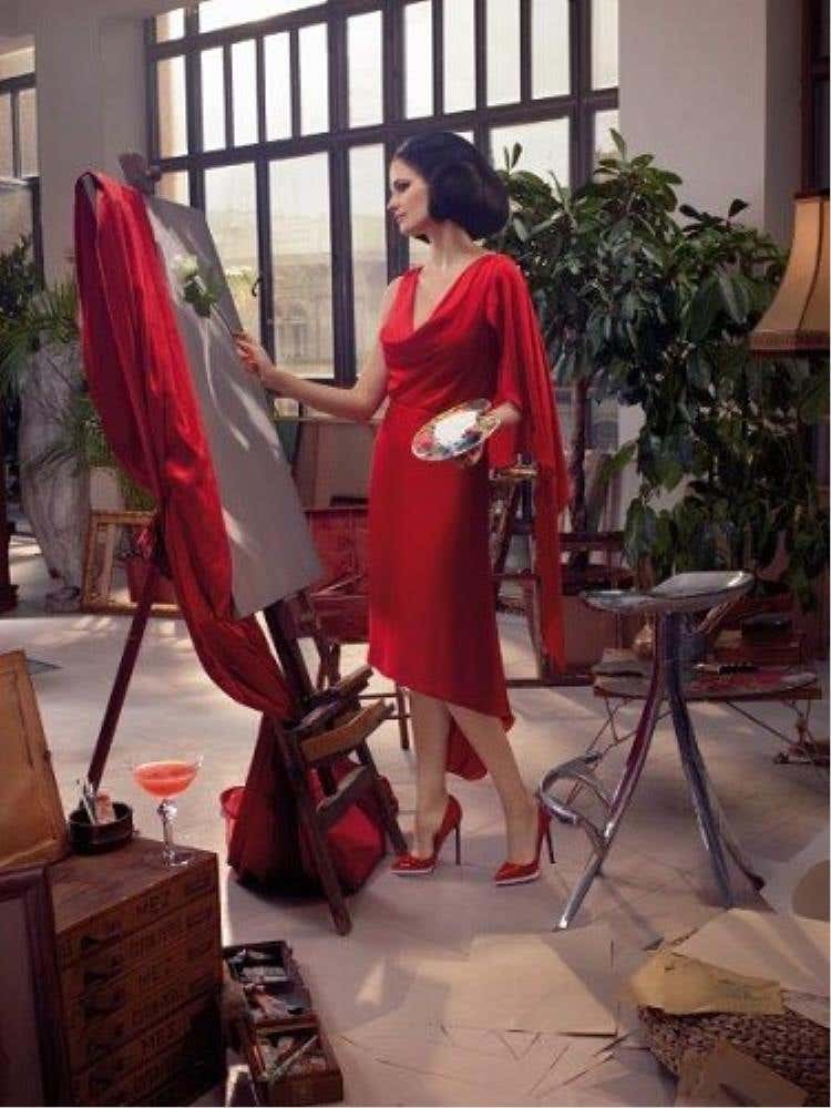 November - Rosa Bianca