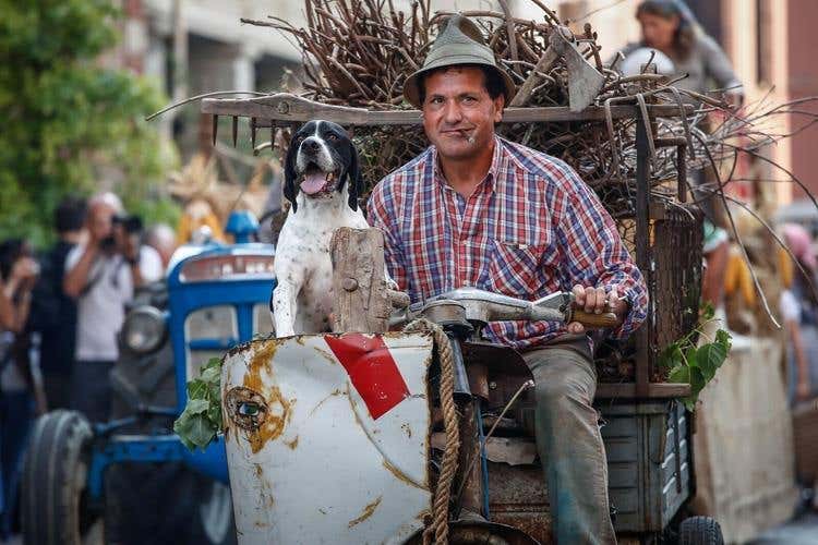 (Festival delle Sagre Astigiane 
Sfilate, folclore e degustazioni)