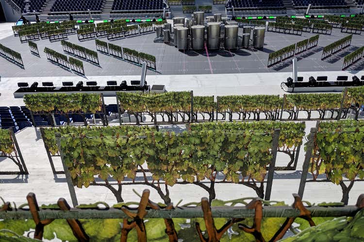 Il momento iniziale dello spettacolo (La Fête des Vignerons 
Cose da fare una volta nella vita)