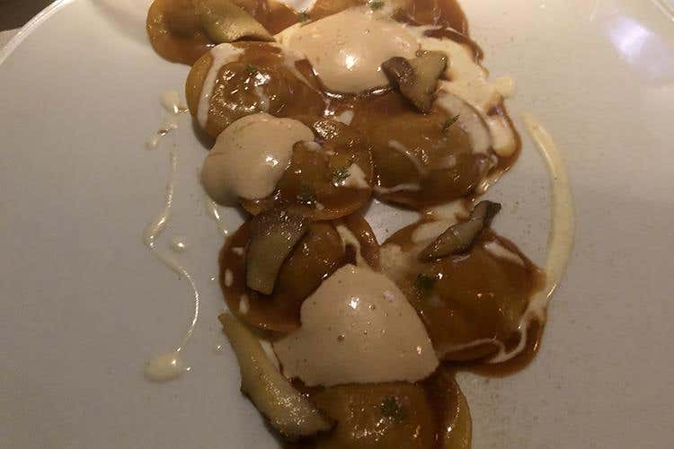 Ravioli d'anatra, patate e zenzero