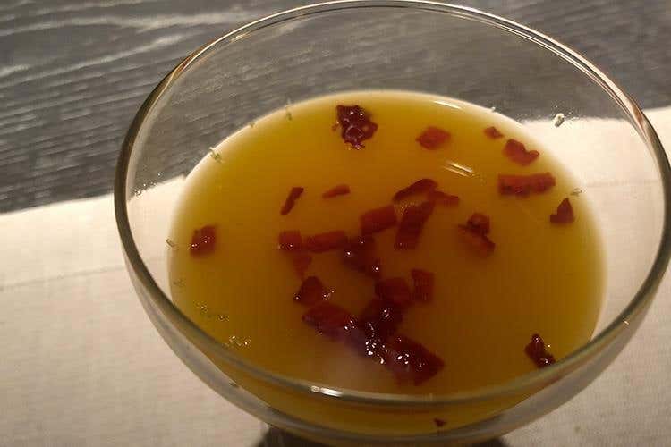 Mango, fragole e pomodoro