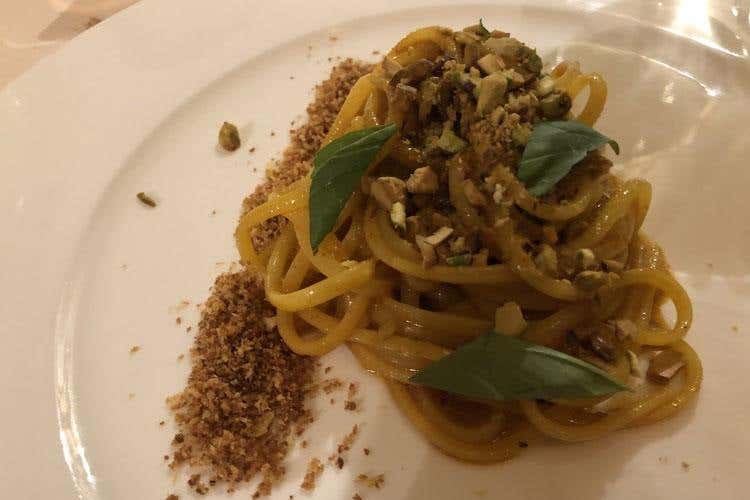 (Fournier, dalla Francia per amore 
Il suo locale, tempio del foie gras)