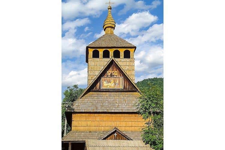 Fra storia e sacralità 
Un tour fra le chiese in legno dell'Ucraina