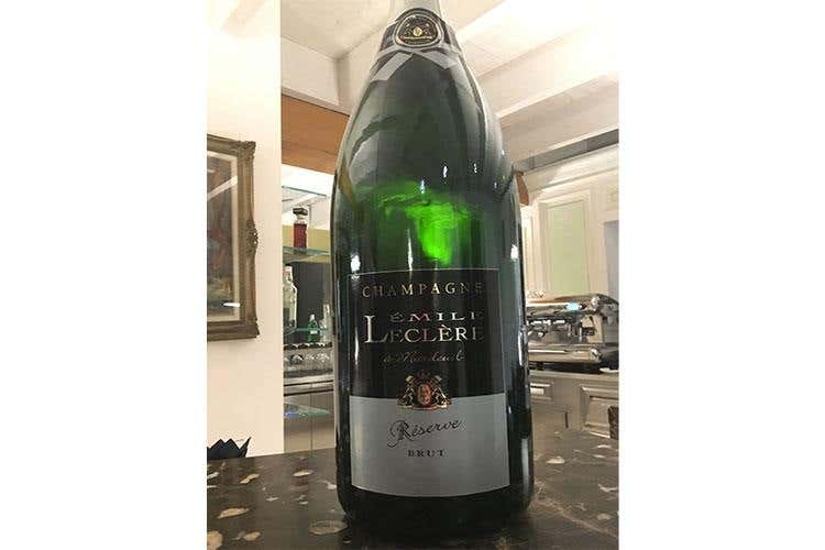 Gennaro Esposito da Umberto De Martino
Duetto in cucina al Florian Maison
DA FINIRE