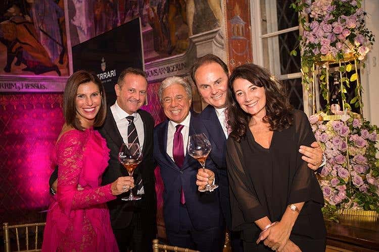 (Giulio Ferrari Rosé 
Esclusiva Riserva di grande intensità)