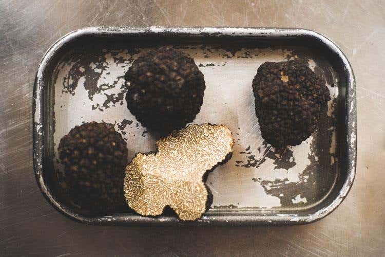 (Giuseppe Cereda e Angelo Sabatelli 
Cena a 4 mani firmata Chic)