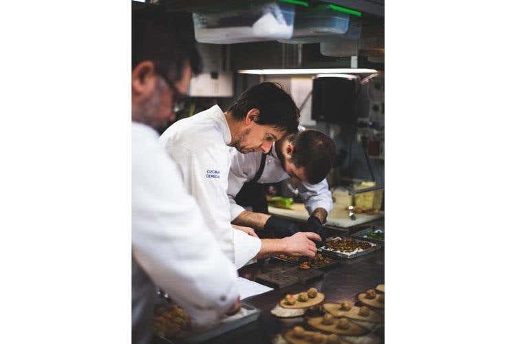 (Giuseppe Cereda e Angelo Sabatelli 
Cena a 4 mani firmata Chic)