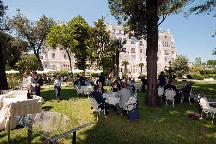 Grand Hotel Rimini, un faro in Riviera 
L'ospitalità secondo la Famiglia Batani