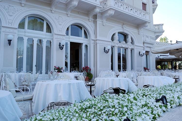 Grand Hotel Rimini, un faro in Riviera 
L'ospitalità secondo la Famiglia Batani
