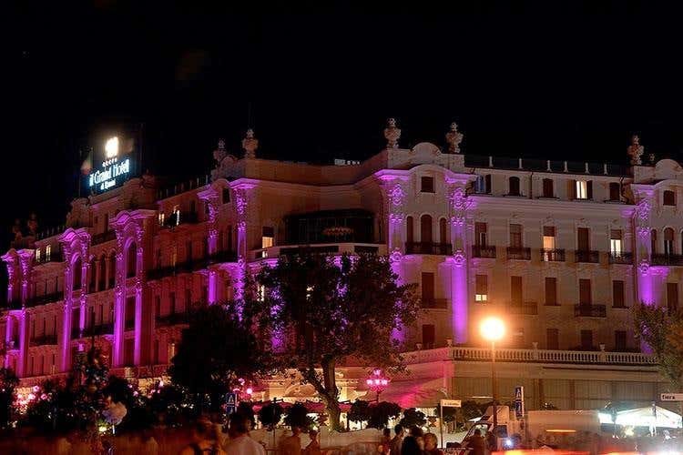 Grand Hotel Rimini, un faro in Riviera 
L'ospitalità secondo la Famiglia Batani