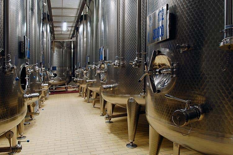 (Hedonis Feudo Arancio 
Un sorso di Sicilia)