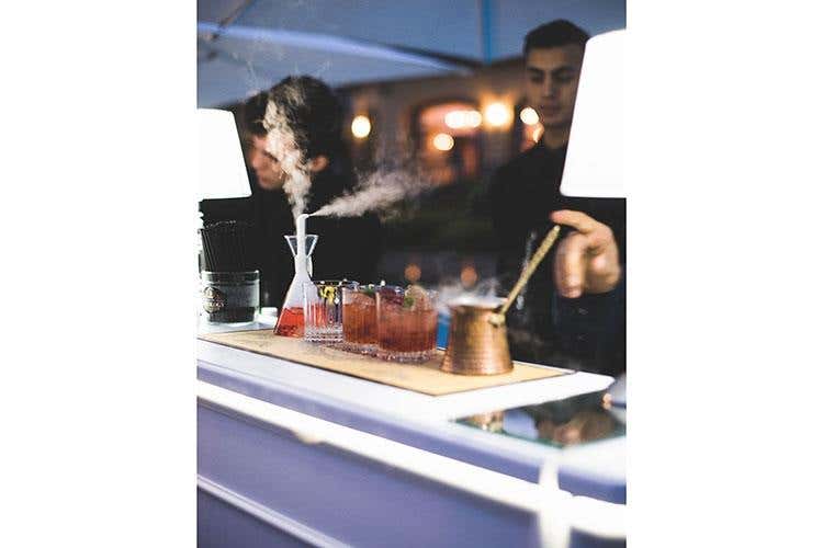 (I cocktail per iniziare e per finire 
La mixology, quella vera, al Premio IaT)