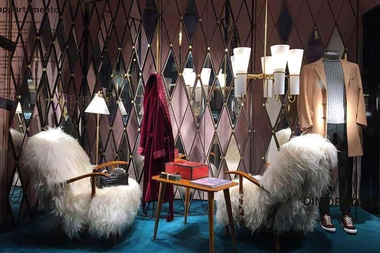 (I dolci di Da Vittorio per le feste 
in vetrina da Larusmiani a Milano)