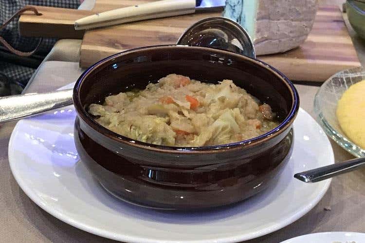 Verzata (I fratelli Lebano e Cerea firmano
il pranzo della domenica all'Hotel Gallia )