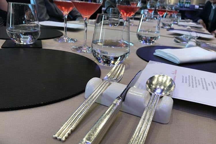 (I fratelli Lebano e Cerea firmano
il pranzo della domenica all'Hotel Gallia )