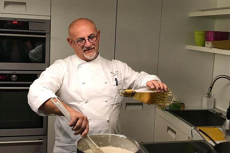 Claudio Sadler (“I miei nuovi menu” di Claudio Sadler 
Un nuovo viaggio dal piatto al pasto)