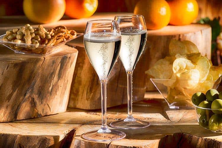 Petite Perlage (I nuovi calici soffiati di Goldplast 
Monouso tra design e sicurezza)