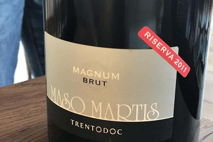 (I Trento Doc di Maso Martis 
Effervescenza delle Dolomiti)