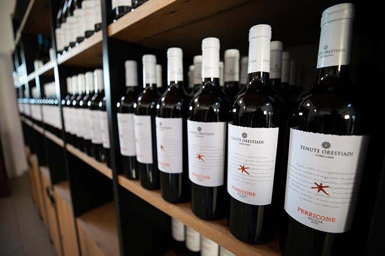 I vini di Cantina ErmesTenute Orestiadi Espressioni della biodiversità