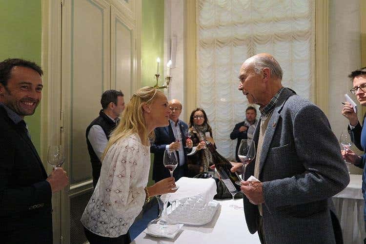 (I vini di Villa d’Este Wine Symposium 
Seminari e degustazioni da 23 Paesi)