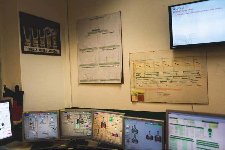 (Ichnusa dalla parte dell’ambiente 
con il progetto “Vuoto a buon rendere”)